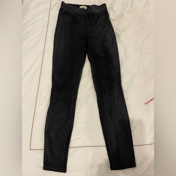 L’AGENCE Rochelle pull on coated skinny jeans, black - Picture 2 of 6